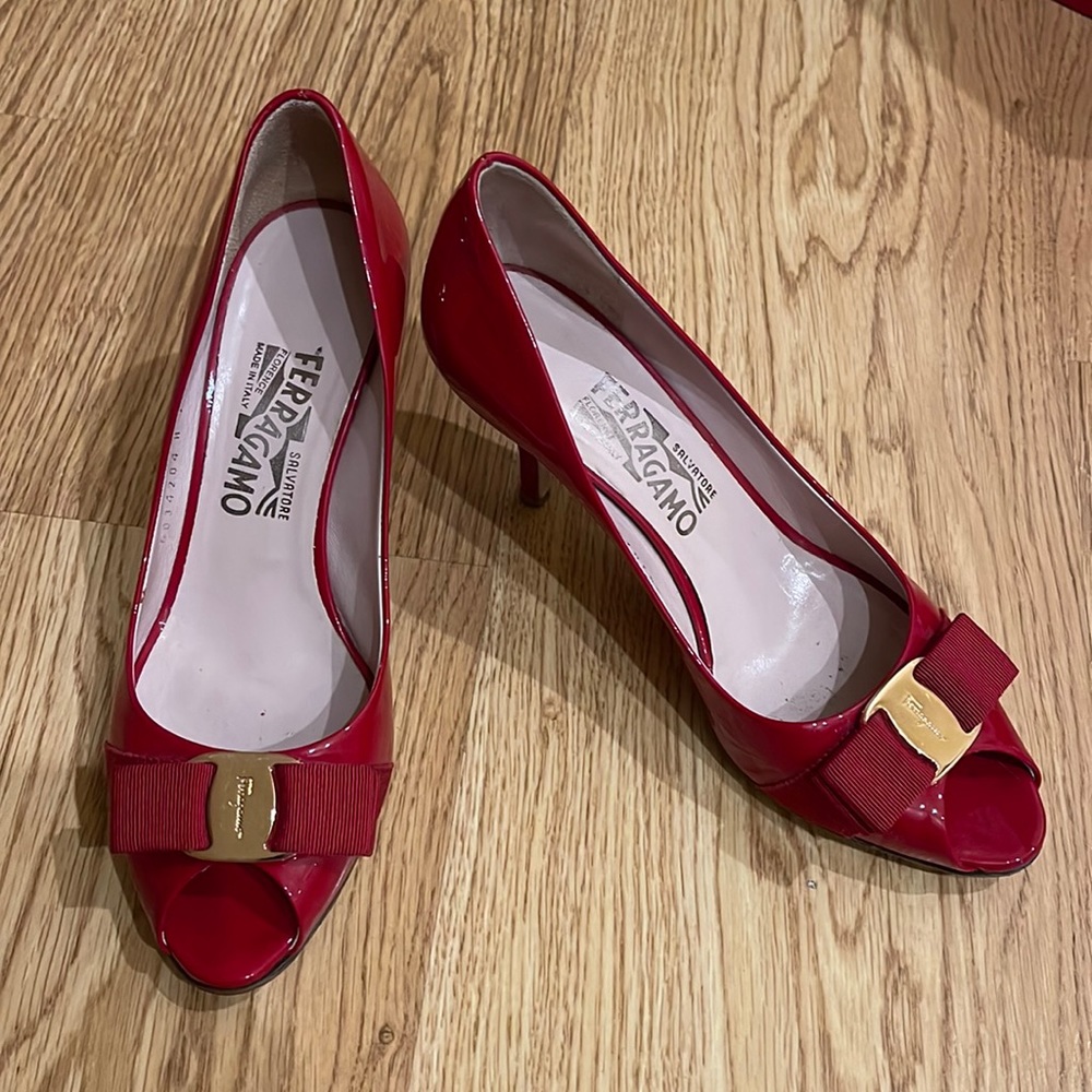 Ferragamo Pumps
